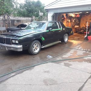 Meet your Posher, Cutlass